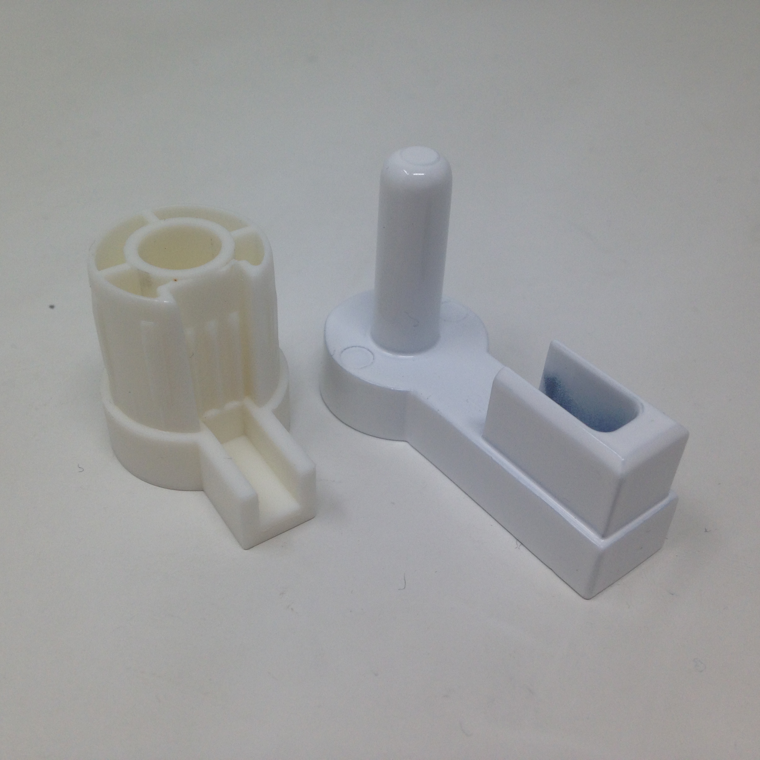 charnière cabine douche - ALTERNA - mesroulettes.com