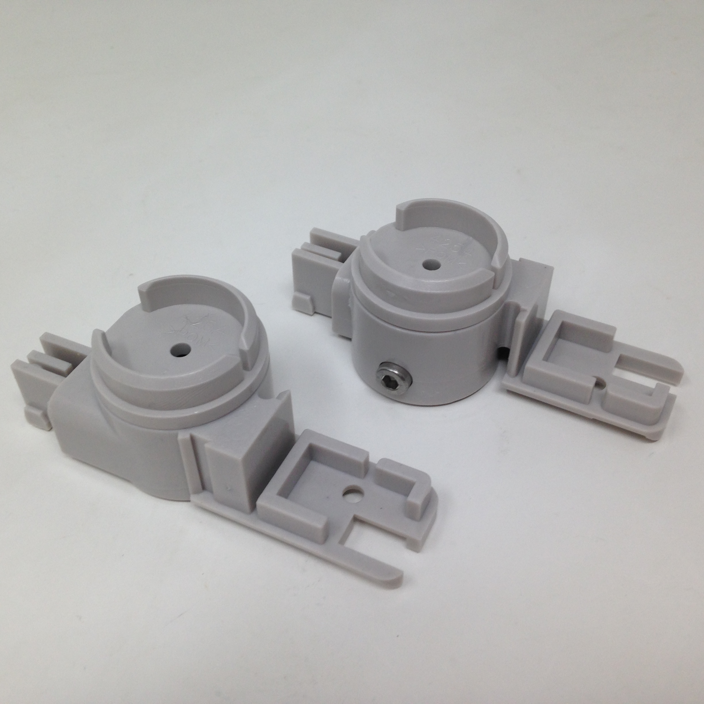 charniere cabine douche CADA - ROTH - mesroulettes.com