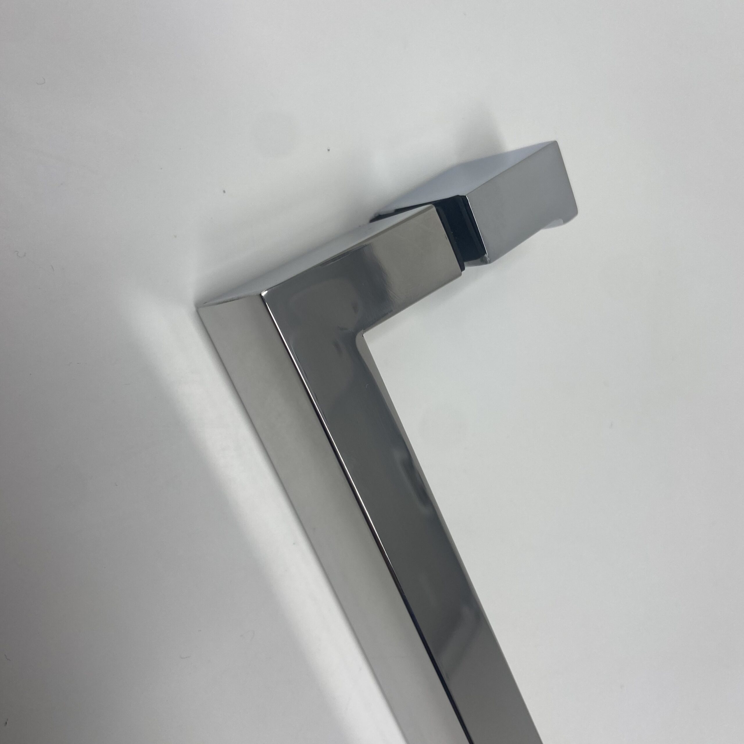 Poignée cabine douche GOODHOME - mesroulettes.com