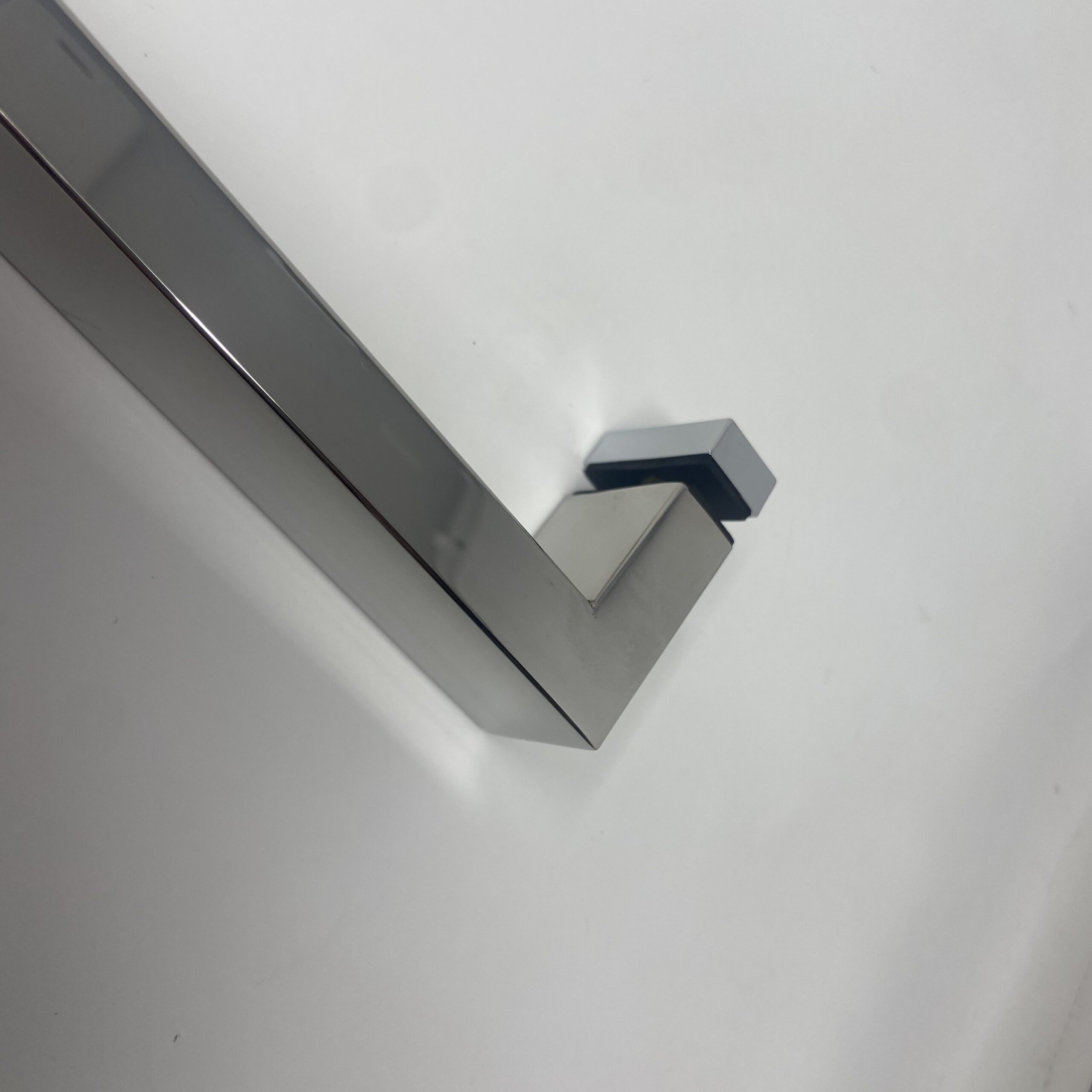 Poignée cabine douche GOODHOME - mesroulettes.com